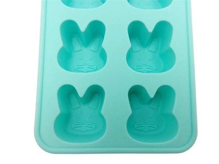 3 cute silicone ice cube trays